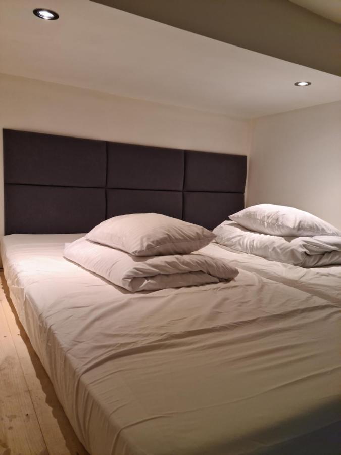 Hostal Amber *